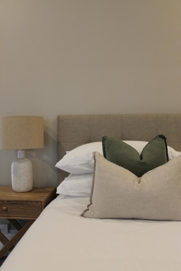 The Royal Hotel West Wyalong Luaran gambar