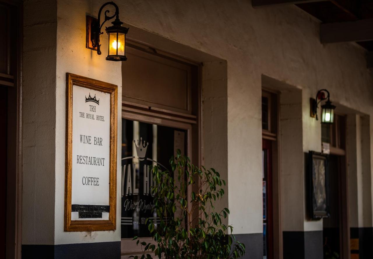 The Royal Hotel West Wyalong Luaran gambar